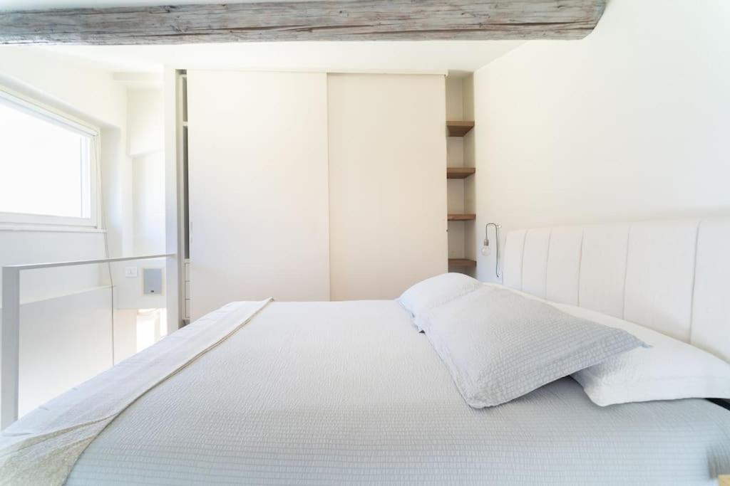 Biancoperla Apartment *